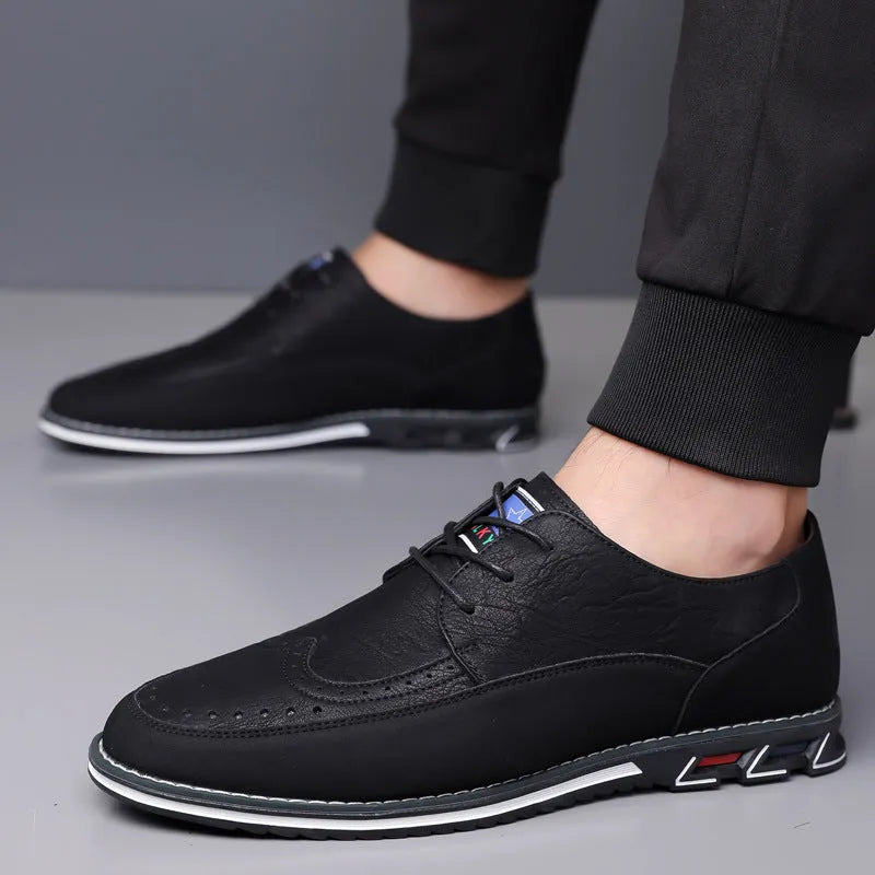 Men's leather casual shoes with rubber sole and sewing line detail in available colours