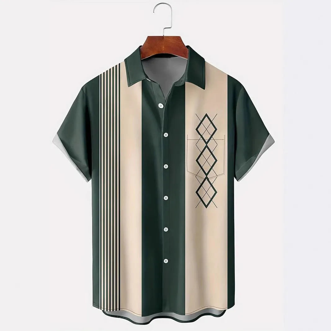 Man wearing loose-fitting short-sleeve plaid cardigan with contrast colours and lapel design