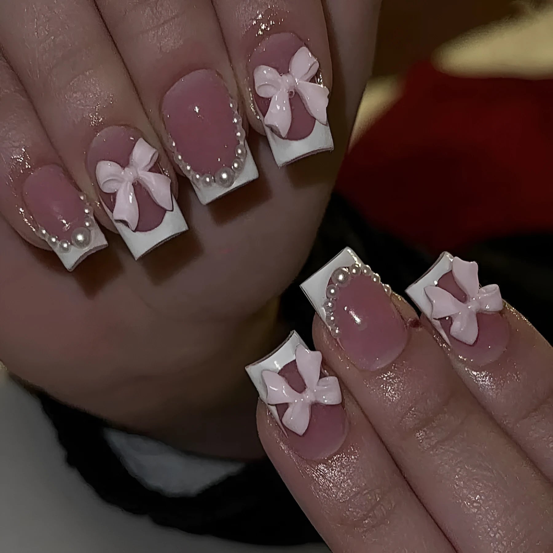 Artificial fashion nail set with white French tips, bow designs, and multiple patterns including tulip and starry sky