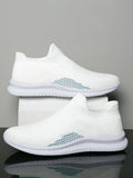 Popcorn flyknit casual sneaker in solid colour with low top, flat heel, and round toe design.