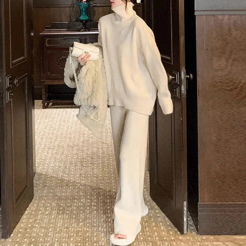 Women's milky white acrylic fibre sweater and wide-leg trousers two-piece casual set.