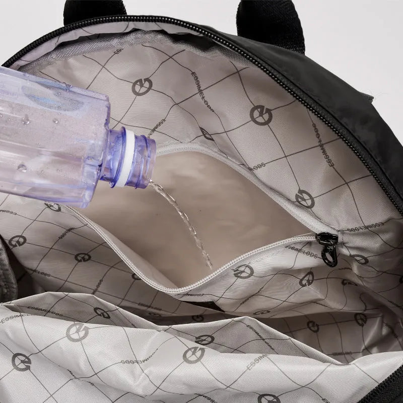 Outdoor lightweight large capacity backpack in nylon with sandwich pockets