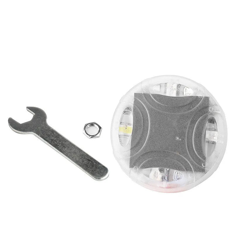 Colourful solar-powered LED hub decorative light for vehicle wheels with PVC housing