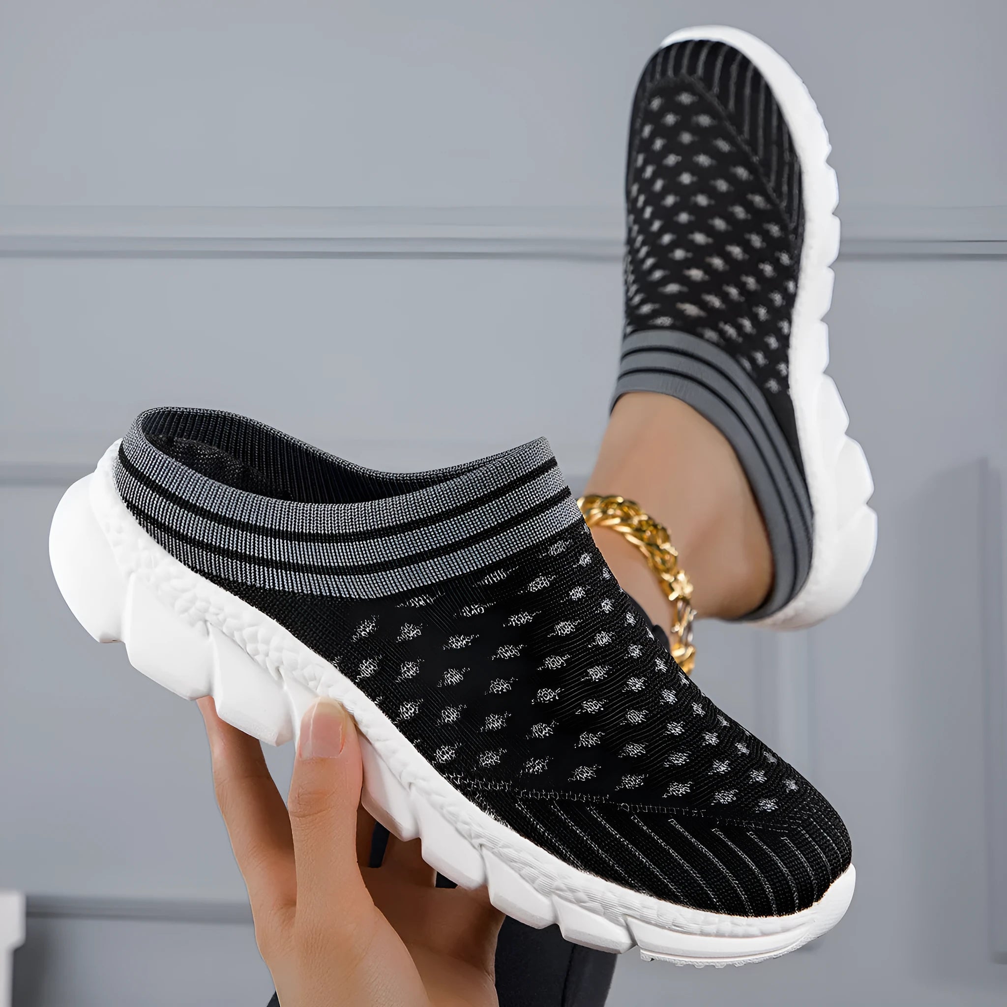 Women's Flyknit sports slipper shoes in striped pattern with height increasing sole