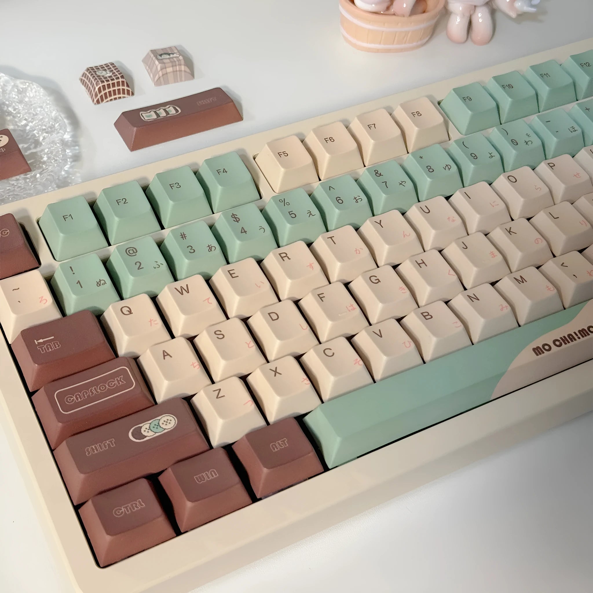 Craft Key CAP Matcha theme keycap set for cross satellite shaft mechanical keyboards.