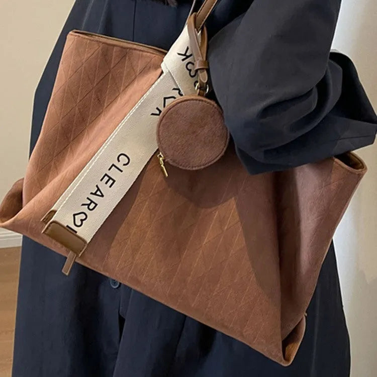 Green casual large capacity polyester tote bag with horizontal square shape showing internal zipper compartment