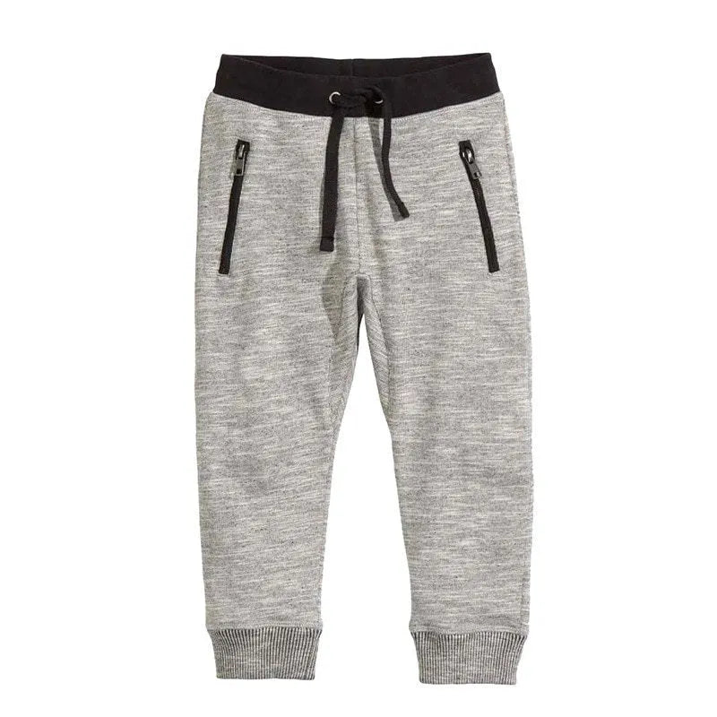 Boys cotton two-piece clothing set with long sleeves and pants featuring letter pattern