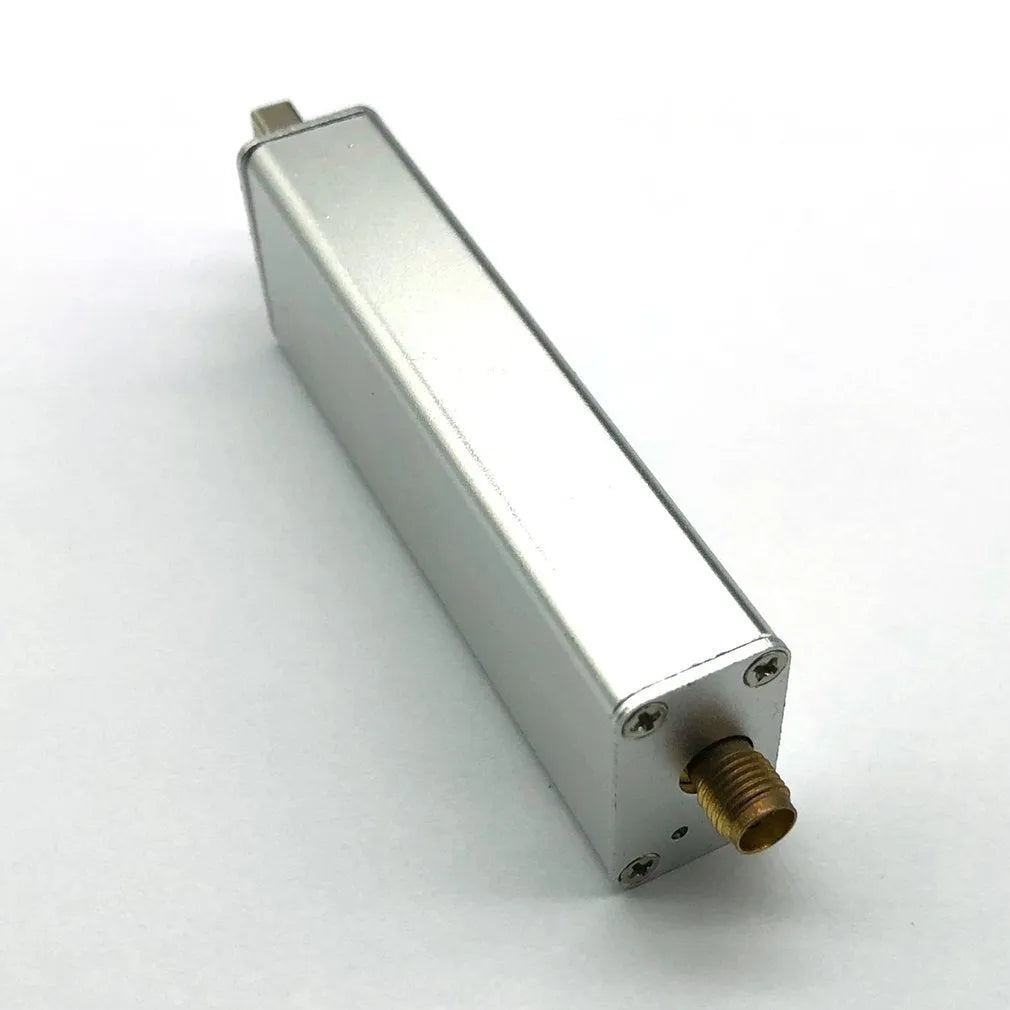 A300U black metal all-band software radio receiver with gold SMA connector for 25MHz-1700MHz frequency range