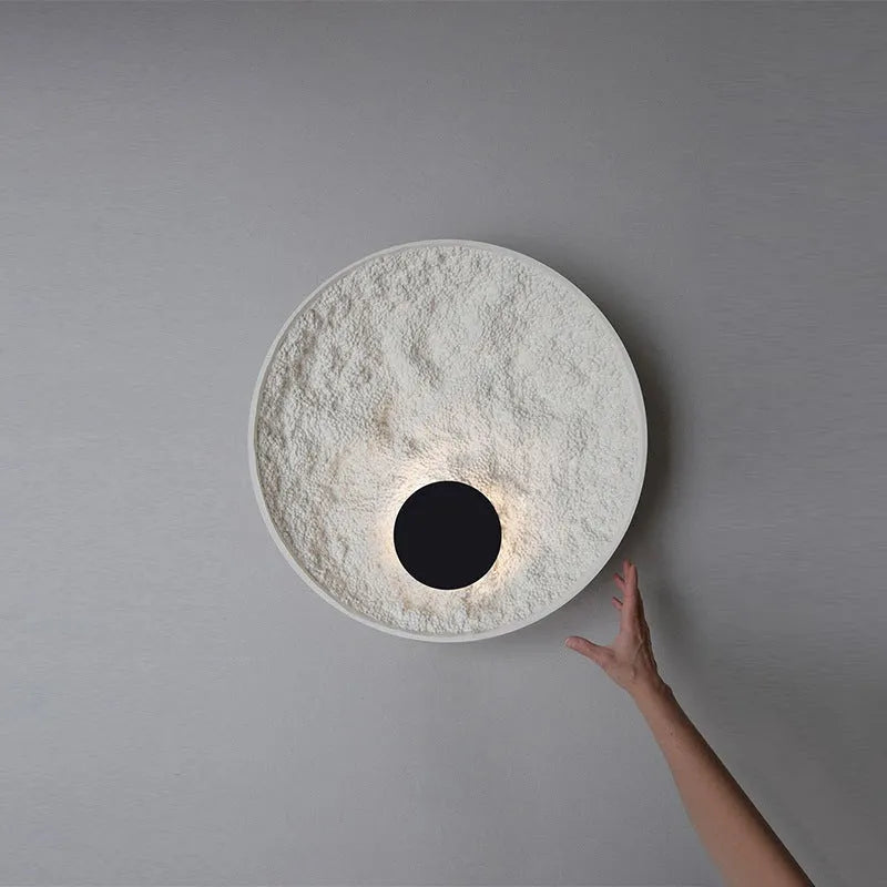 Modern white iron wall lamp in 300mm and 500mm sizes for bedside or hotel lighting.