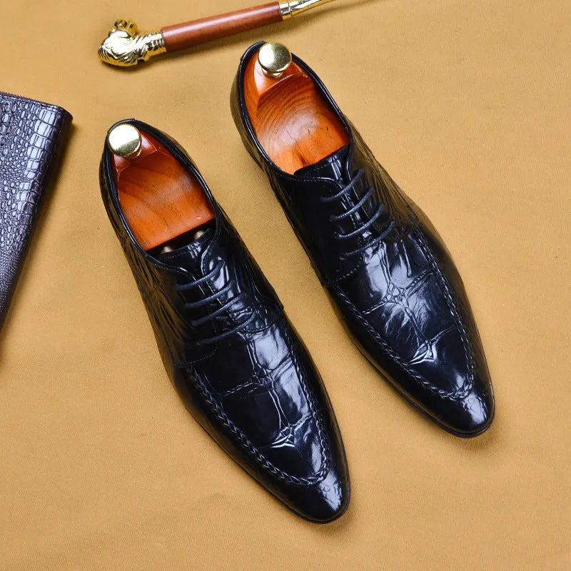 Men's black leather shoes with alligator pattern texture and horse bit buckle detail in British retro style
