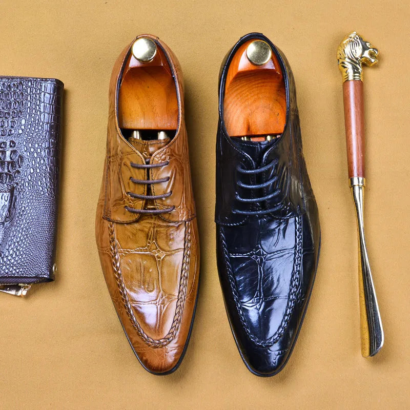 Men's black leather shoes with alligator pattern texture and horse bit buckle detail in British retro style