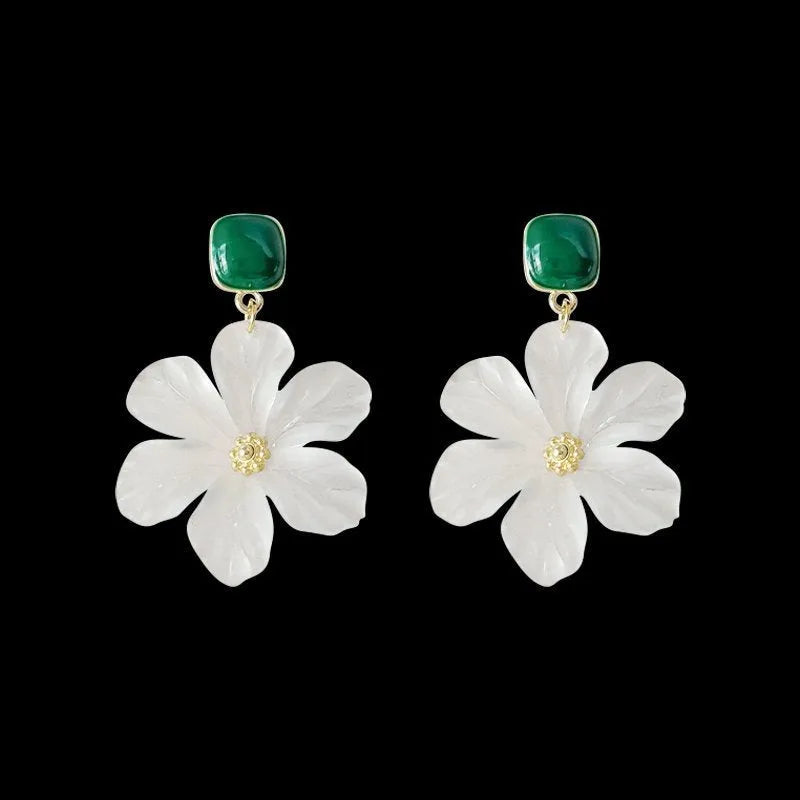 Dark green alloy needle flowers sweet earrings for women, complete pair with decorative design elements