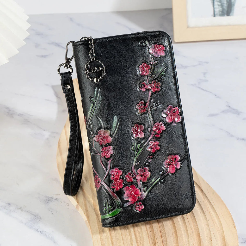 Embossed hand-painted Chinese style floral handbag with zipper closure in retro design