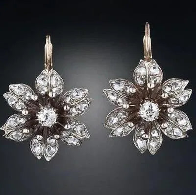 Silver retro creative drop earrings for women with electroplated alloy construction