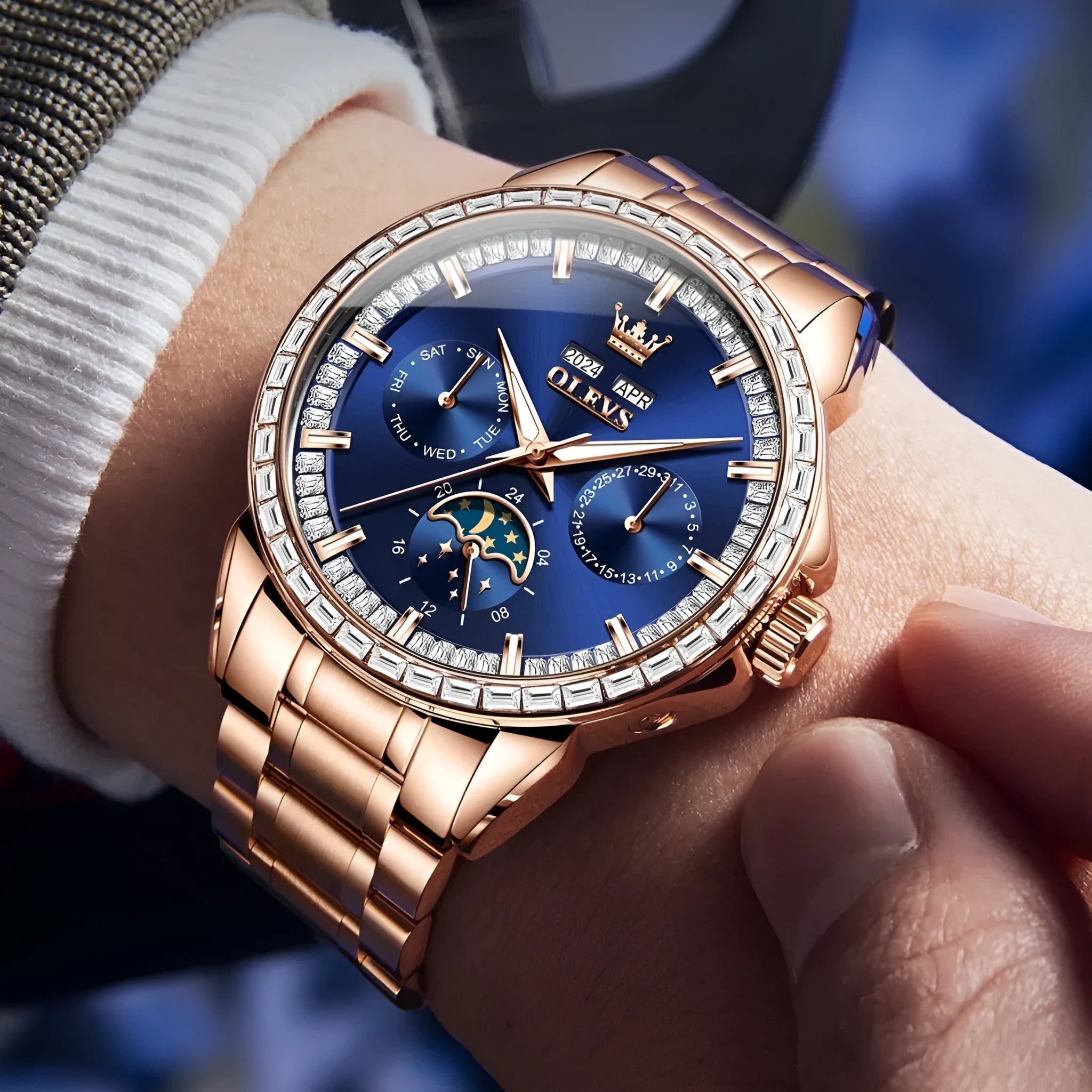 Men's automatic mechanical watch with diamond hour markers on stainless steel bracelet