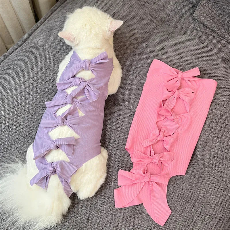 Lace-up cat sterilisation recovery clothing in polyester with adjustable closure