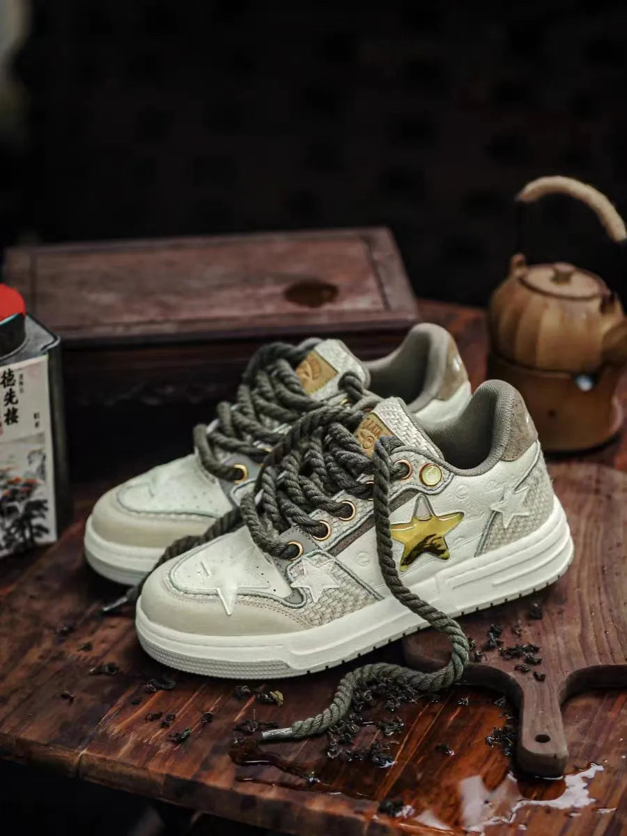 Cowhide leather low-top platform running shoes in a tea colour with round toe and rubber sole.