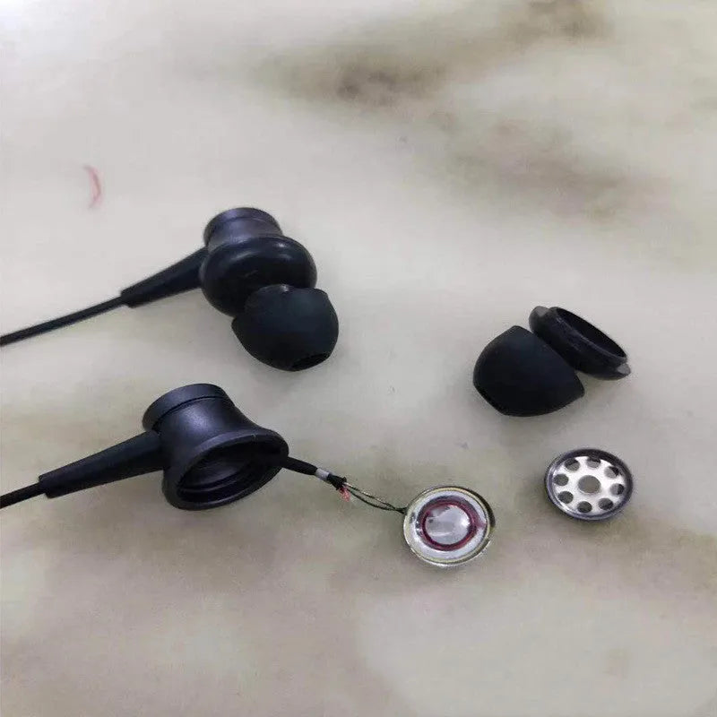 Piston in-ear wired headphones with 3.5mm plug in blue, red and black colour options