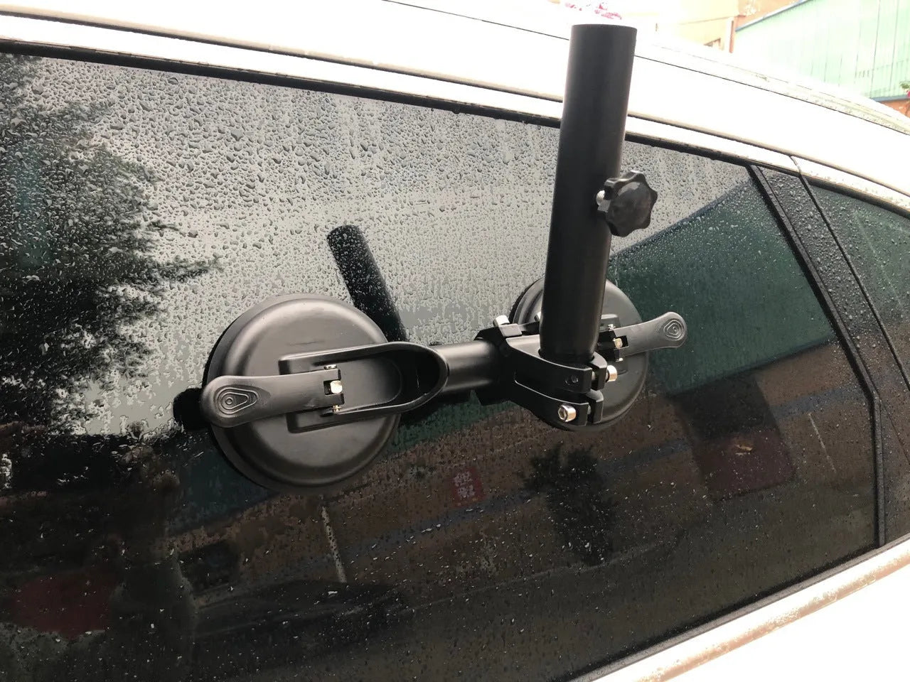 Black ABS plastic off-road car sucker base with round rubber disc for glass mounting