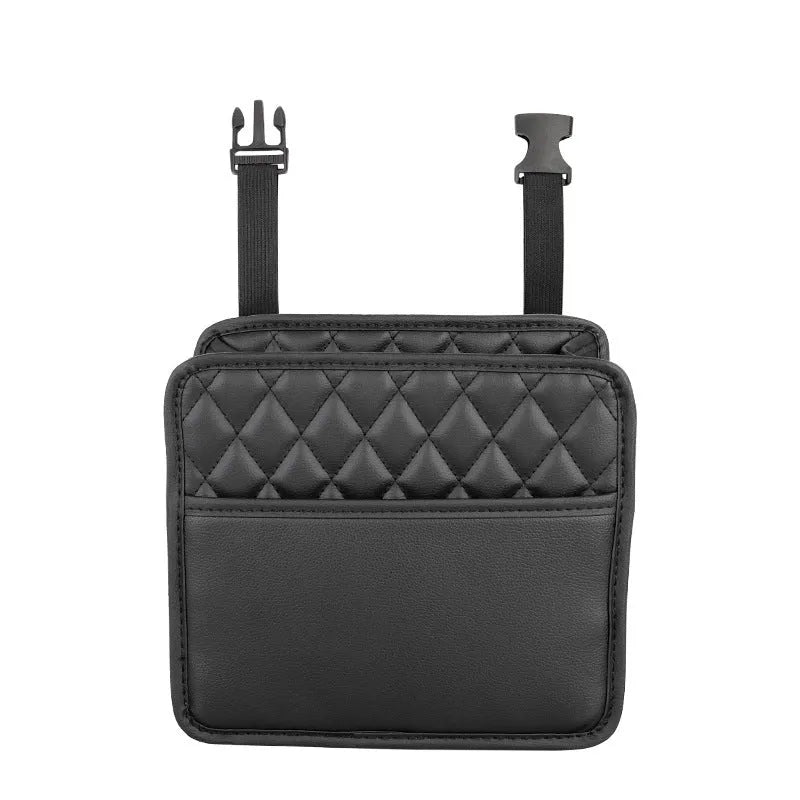 Leather hanging storage bag for car interiors in 25x25x8cm dimensions