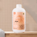 500ml bottle of antibacterial anti-mite deodorising pet shampoo with olive oil and shea butter