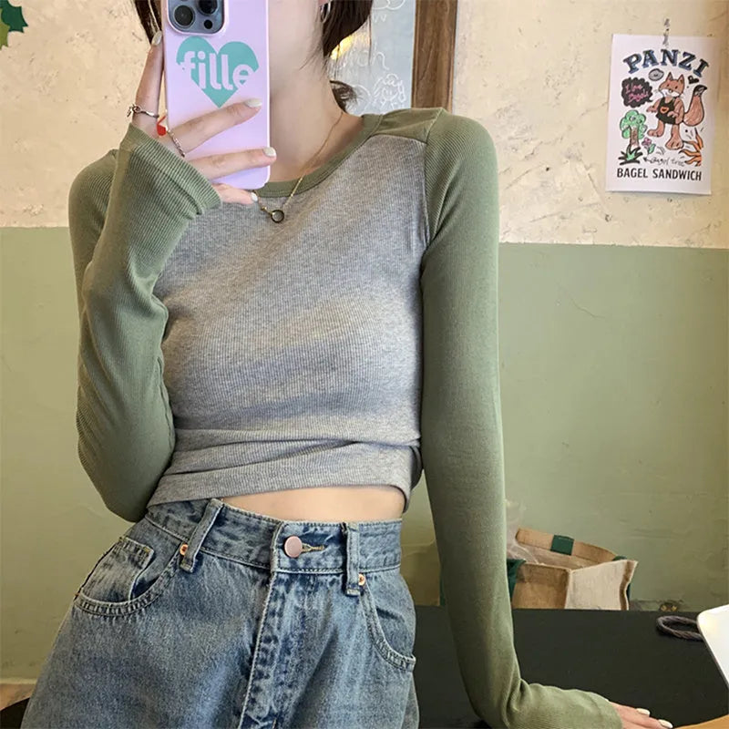 Women's oversized viscose top with long princess sleeves and embroidery in dark blue, black, or green