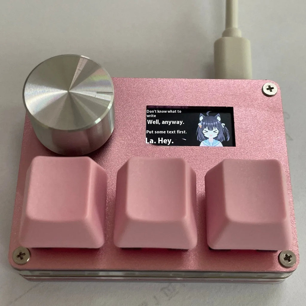 Customisable magnetic axis game keyboard numpad with IPS colour screen and programmable knob.