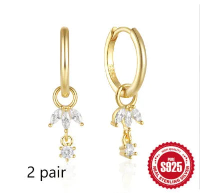 Geometric sunflower design earrings in golden-three diamonds colour, made from S925 sterling silver.