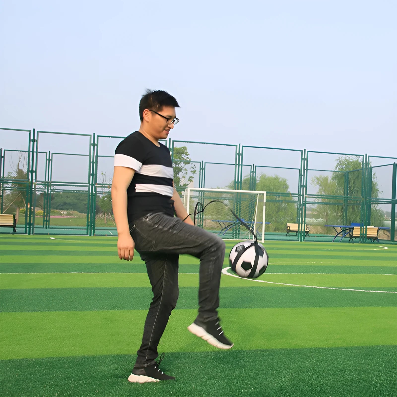 Black football juggling belt with 2 metre rope for training and coordination practice