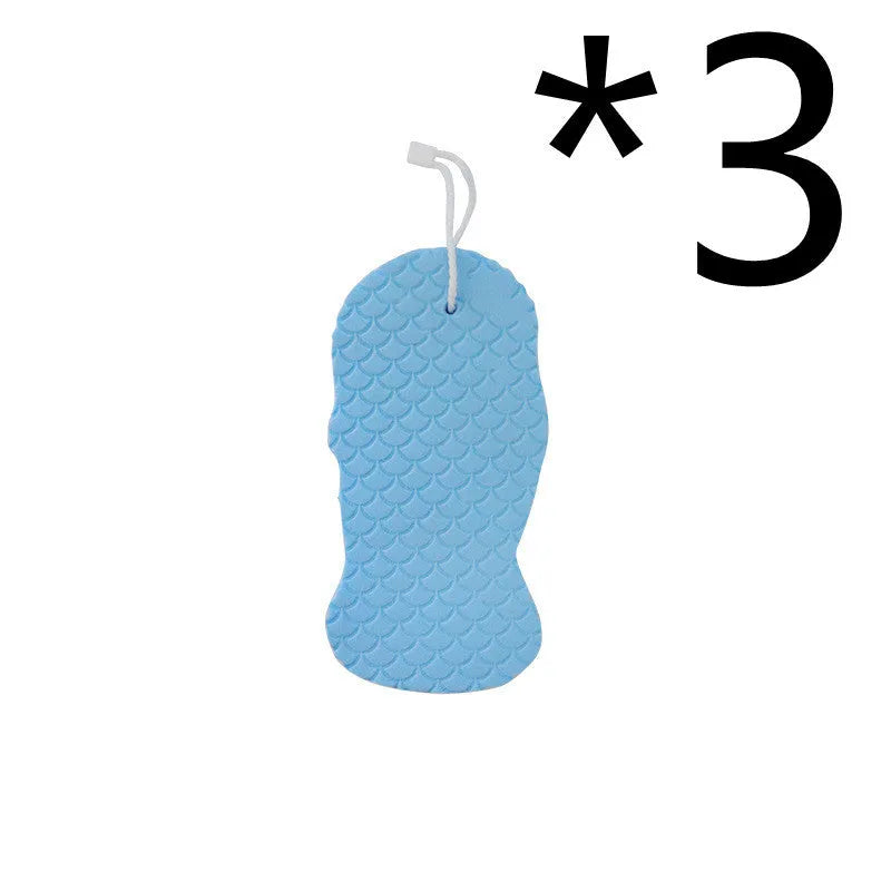 3D fish scale pattern bath sponge in white, grey, pink or light blue colours for gentle body exfoliation