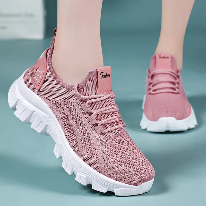 Men's casual sneakers with flyknit upper and thick PVC sole in beige colour