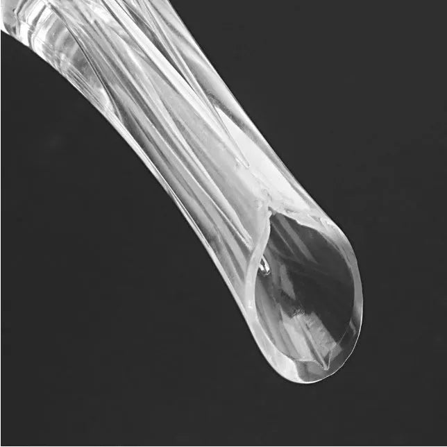Acrylic wine aerator with stainless steel filter, measuring 16cm long.