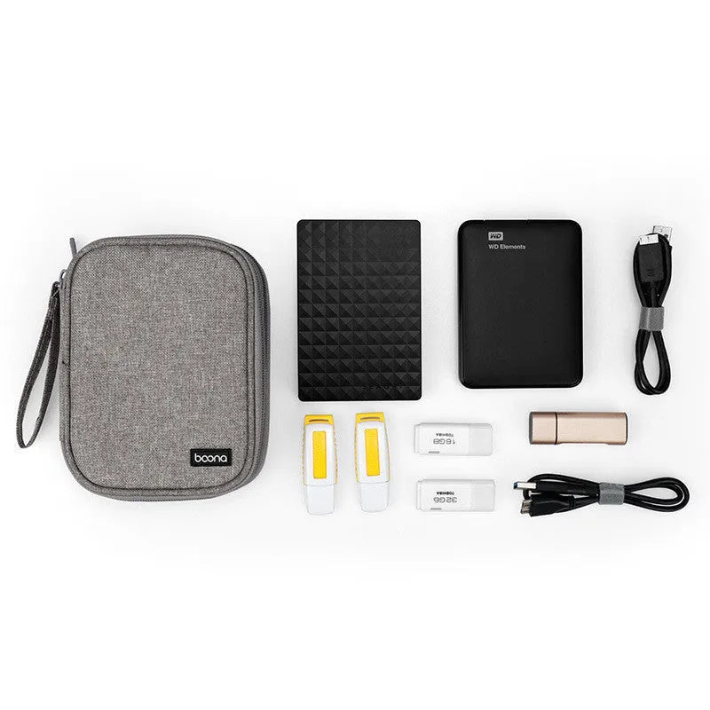 Black Oxford cloth protective case for a 2.5-inch external hard drive