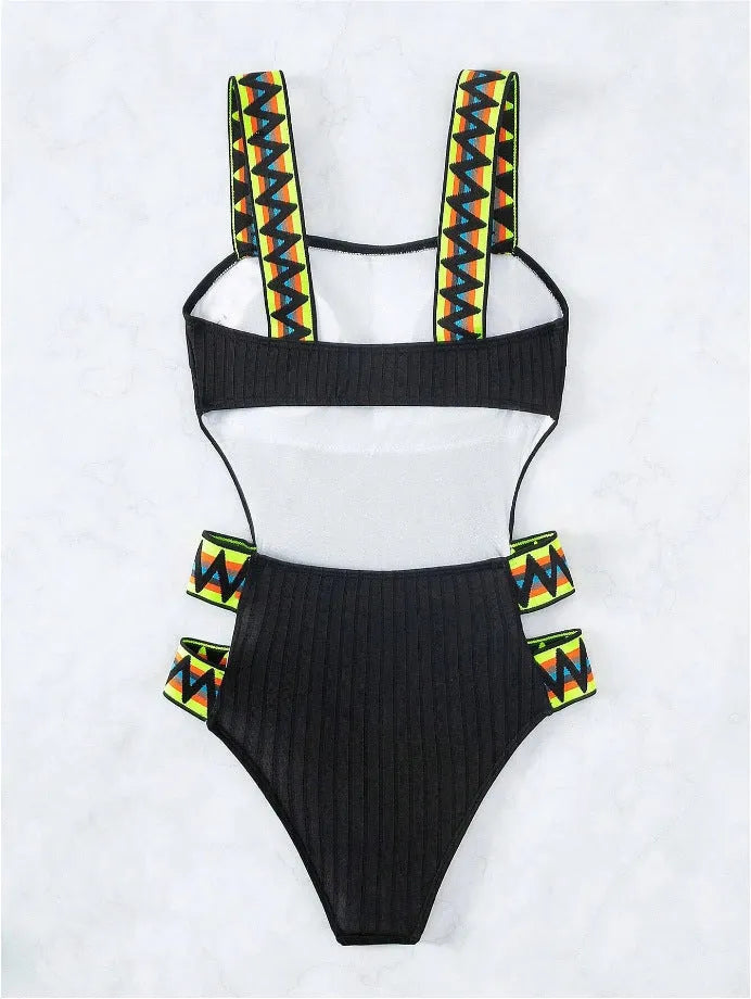 Women's solid colour one-piece swimming suit in black or orange options