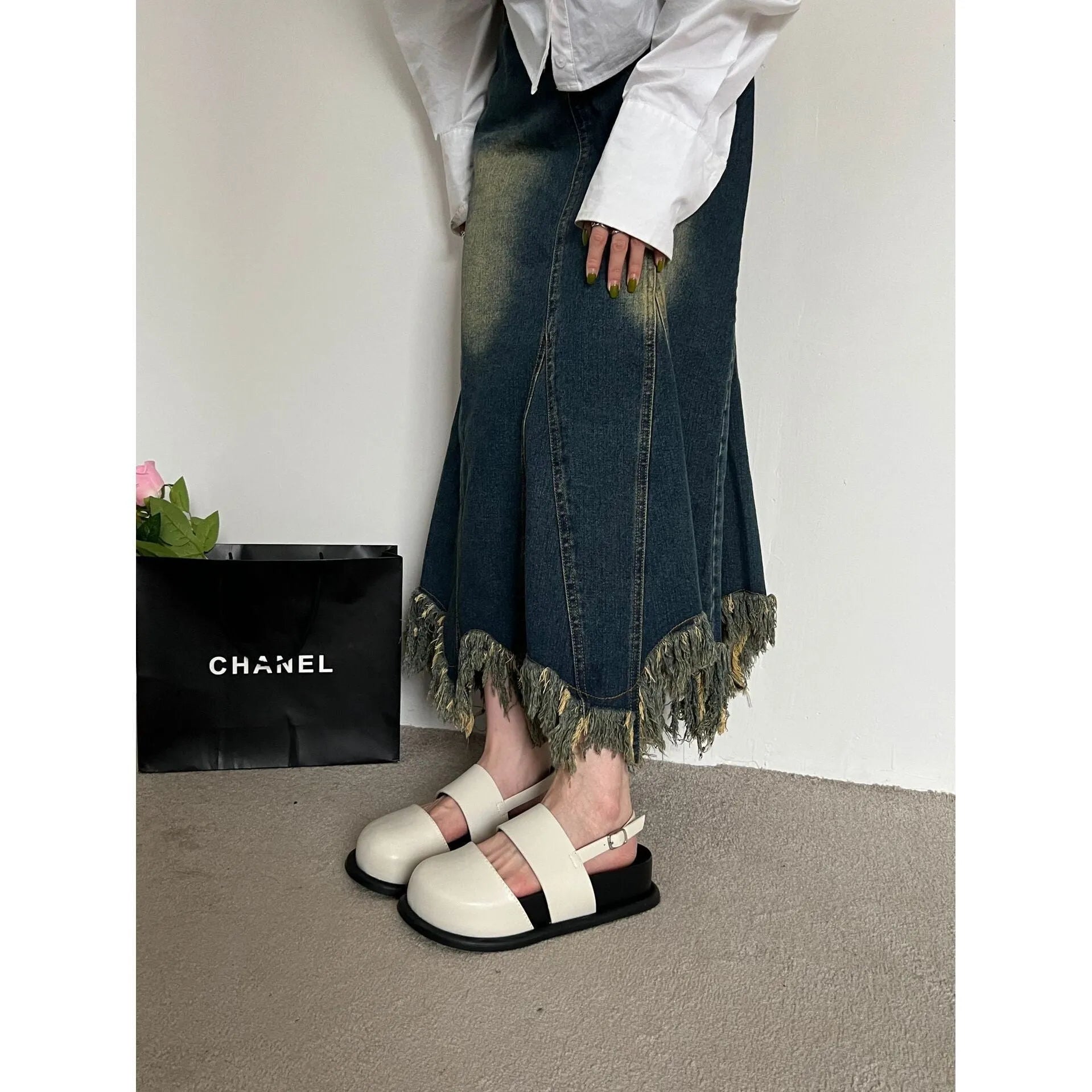 Retro raised bottom sandals with closed toe and ankle strap buckle in apricot colour