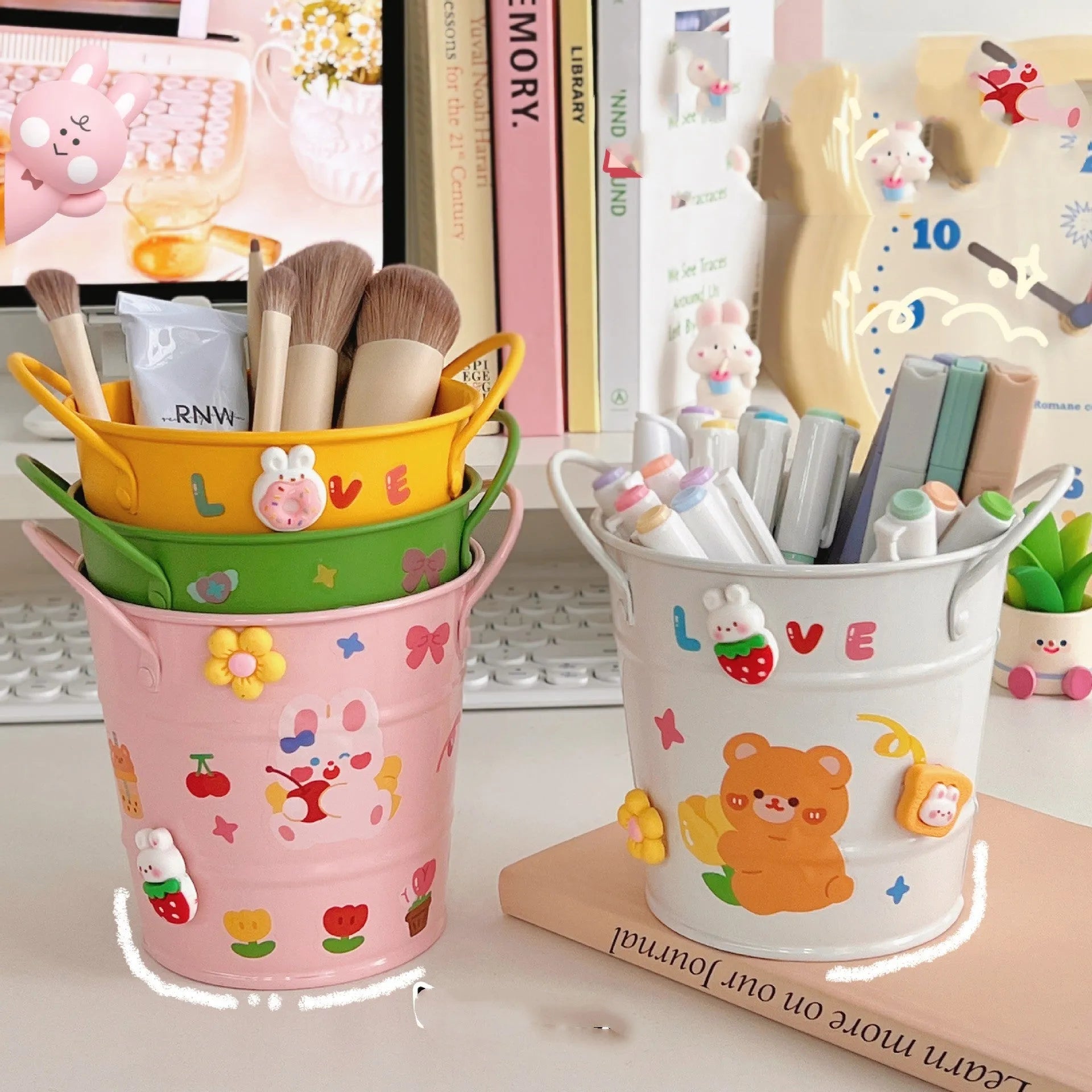 Round metal pen holder with creative iron art design in various colour options