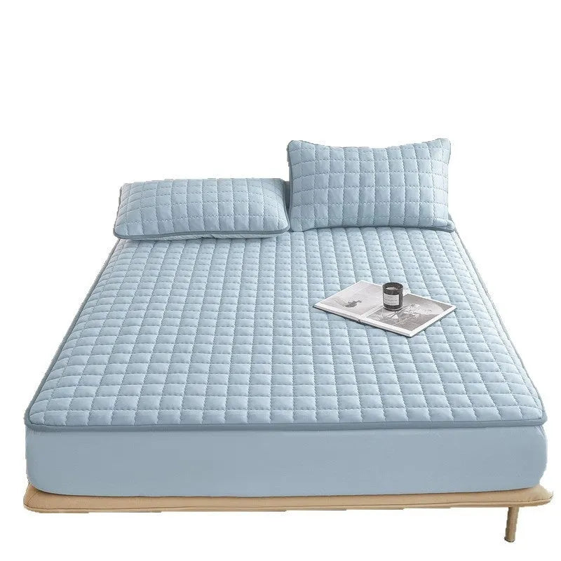 Class A maternal and child grade waterproof fitted sheet in blue colour with quilted edging