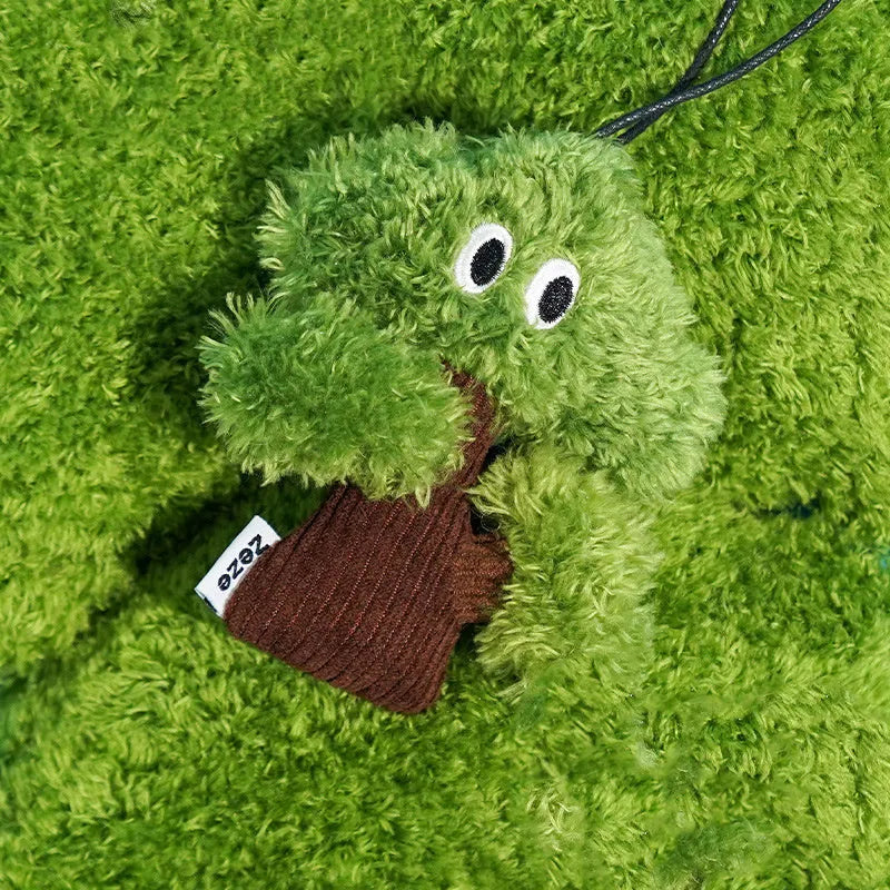 Pine tree shaped cat toy pendant with mint filling for biting and grinding