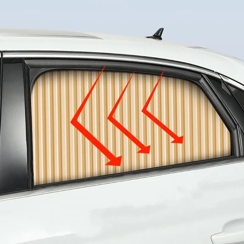 Auto retractable car sunshade curtain in thick opaque fabric with roller shutter suspension