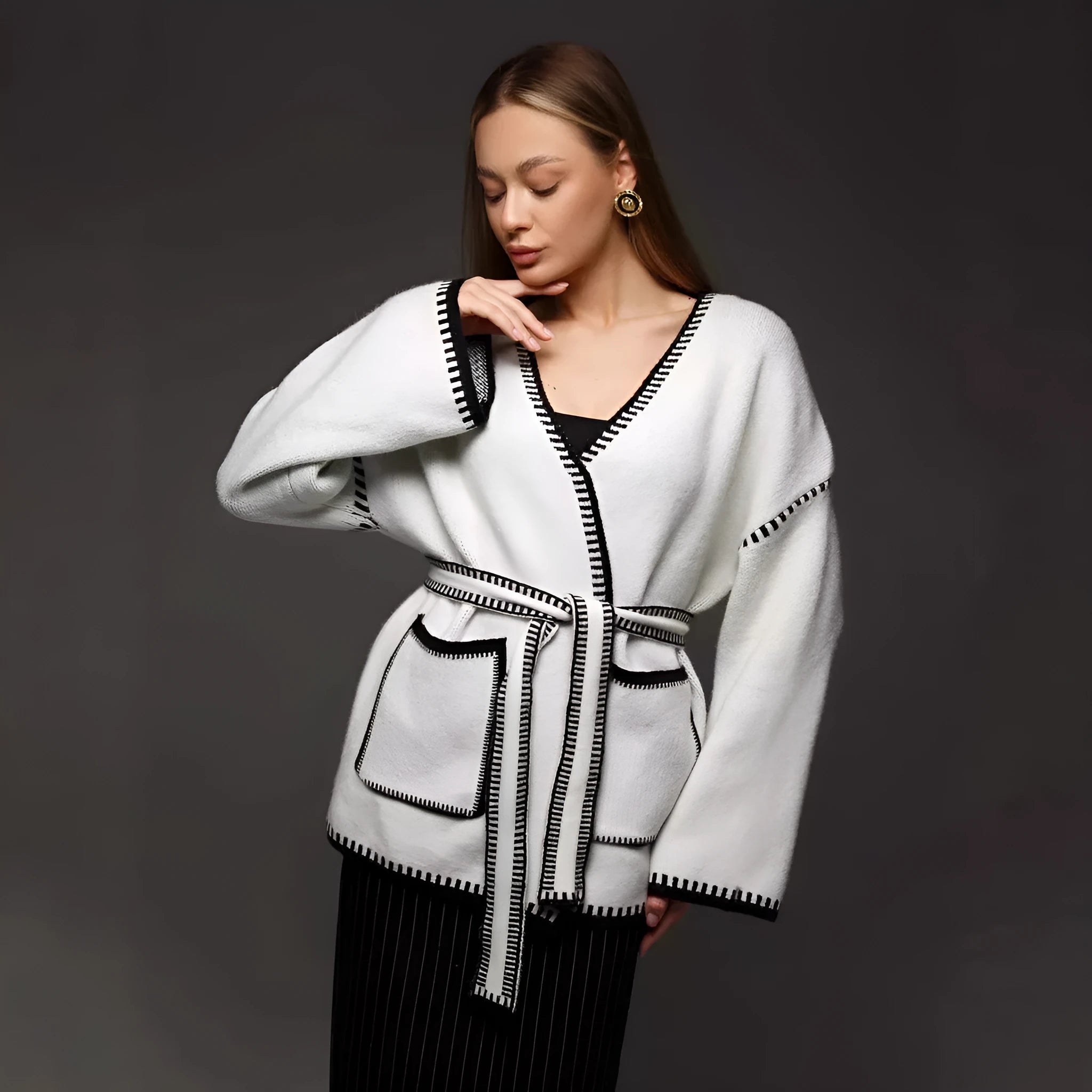 Women's lace-up knitted cotton cardigan in mid-length loose fit