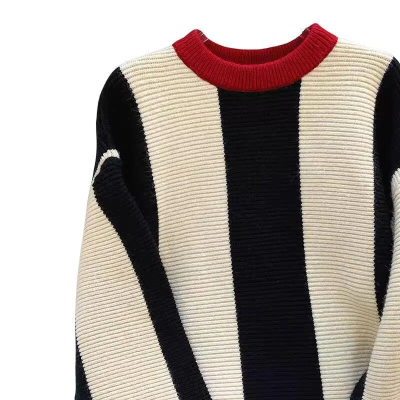 Women's striped cashmere sweater with contrast colours, round neck and regular sleeves