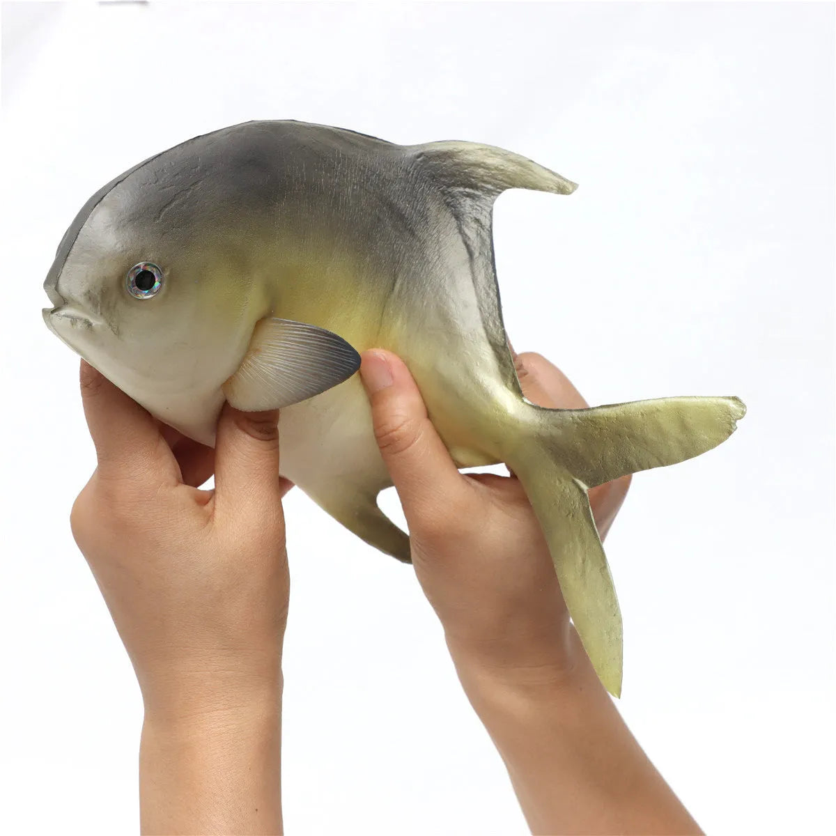 Three PU simulated fish ornaments showing yellow-fin tuna, flower fish, and small tuna models for aquarium décor