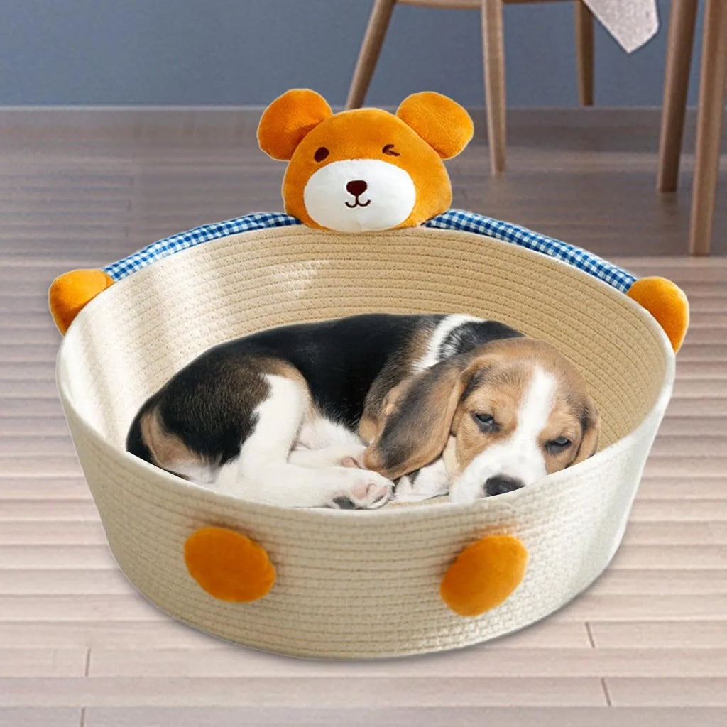 Woven cotton rope cat bed basket with scratching surface in bear design