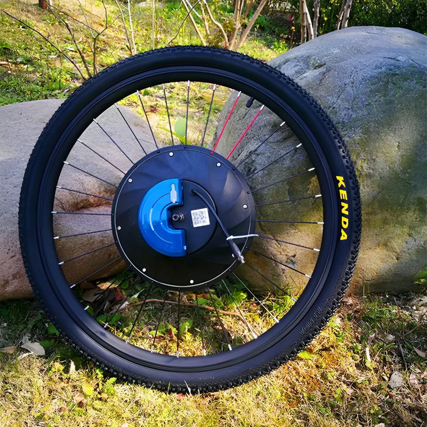 Yunzhilun electric bicycle conversion kit showing lithium battery, alloy hub motor, and charger for 26-inch bikes.