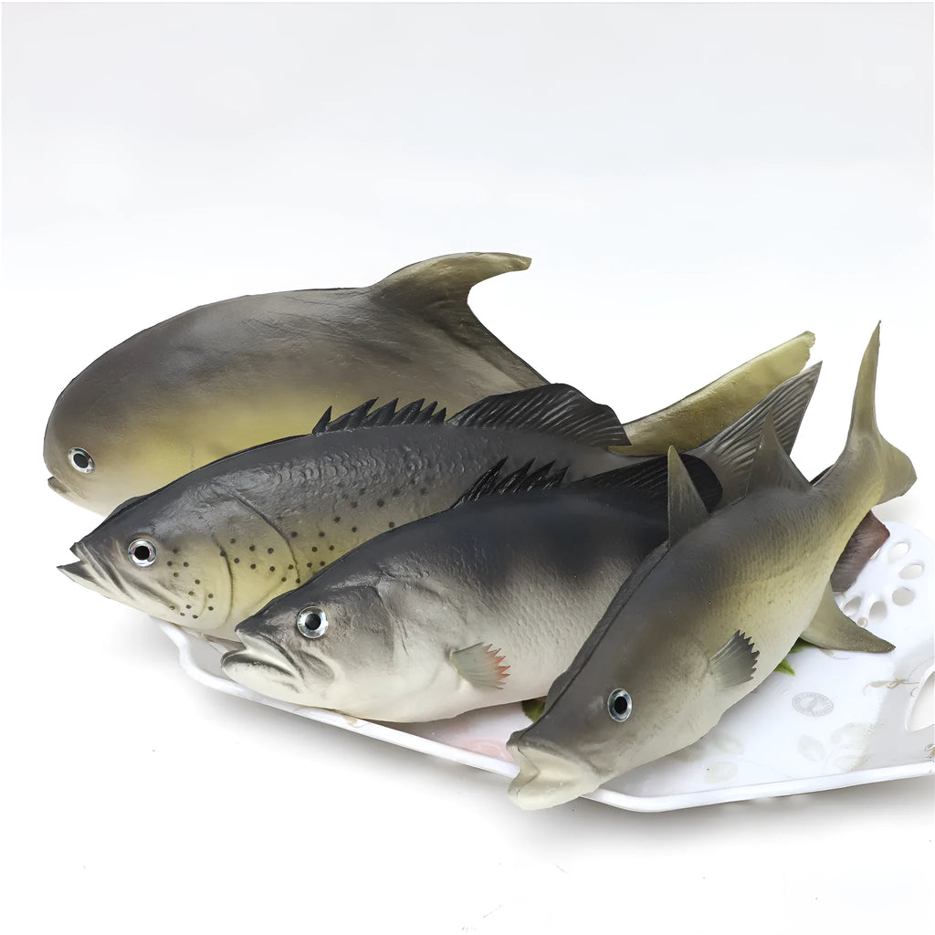 Three PU simulated fish ornaments showing yellow-fin tuna, flower fish, and small tuna models for aquarium décor