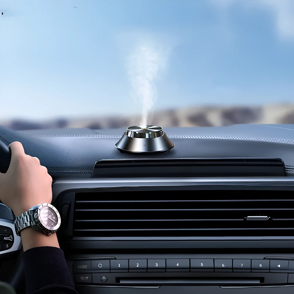Butterfly-shaped metal car aromatherapy air purifier with USB port and 50ml essential oil bottle