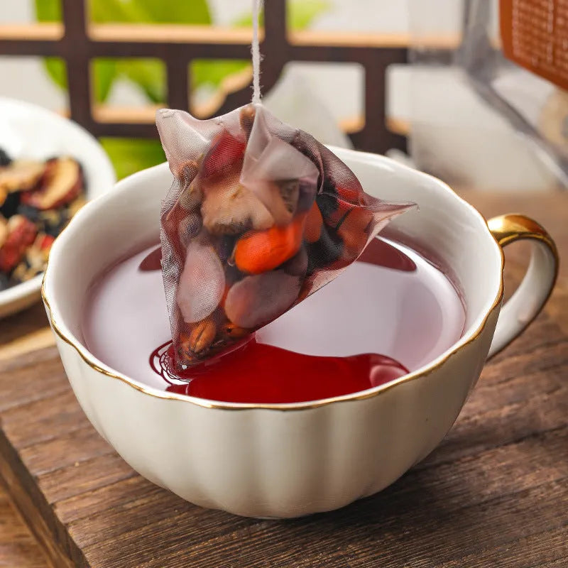 Ginseng Mulberry Black Wolfberry Tea package with 40 individual sachets, total weight 200g.