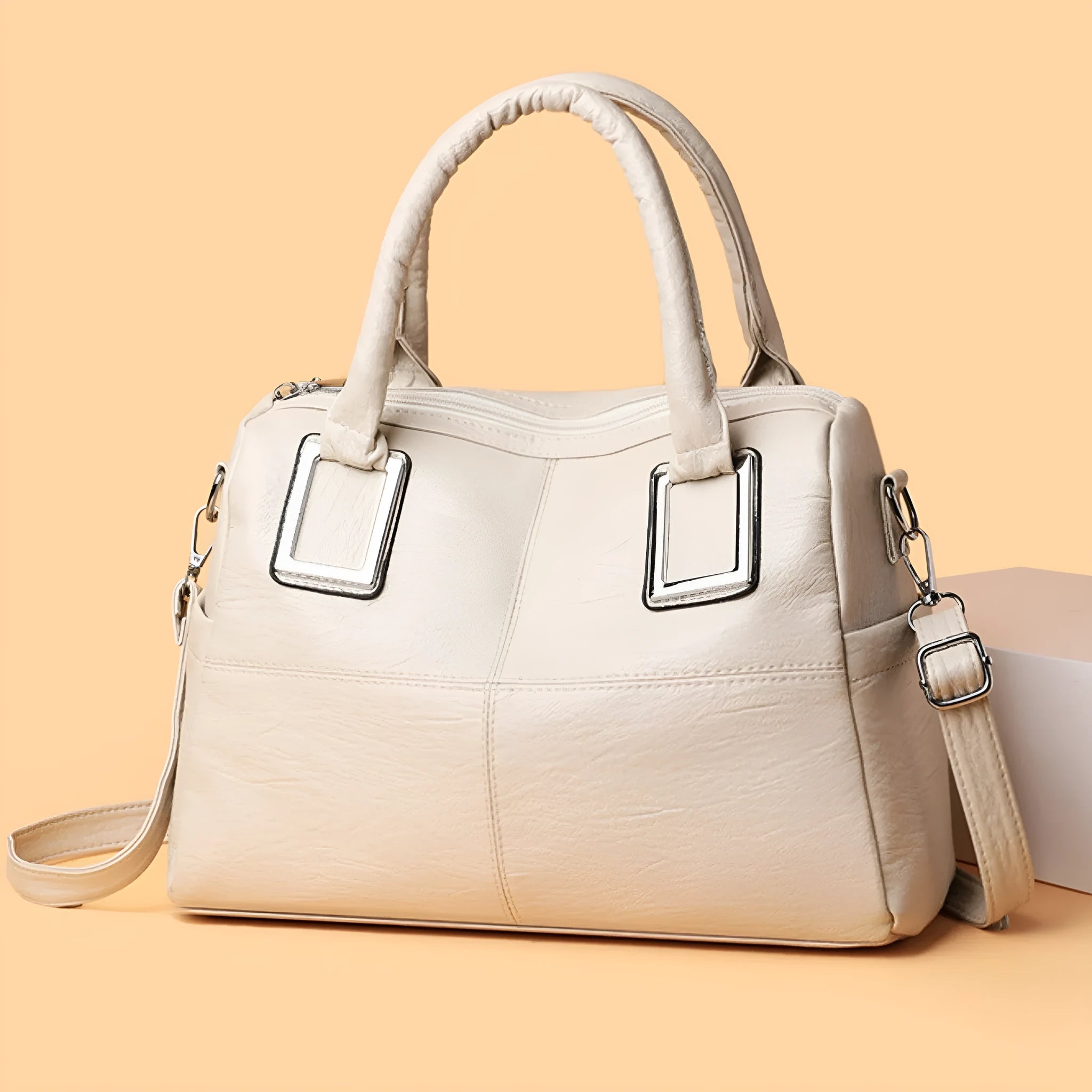 Women's large shoulder bag in horizontal square design with organisation compartments