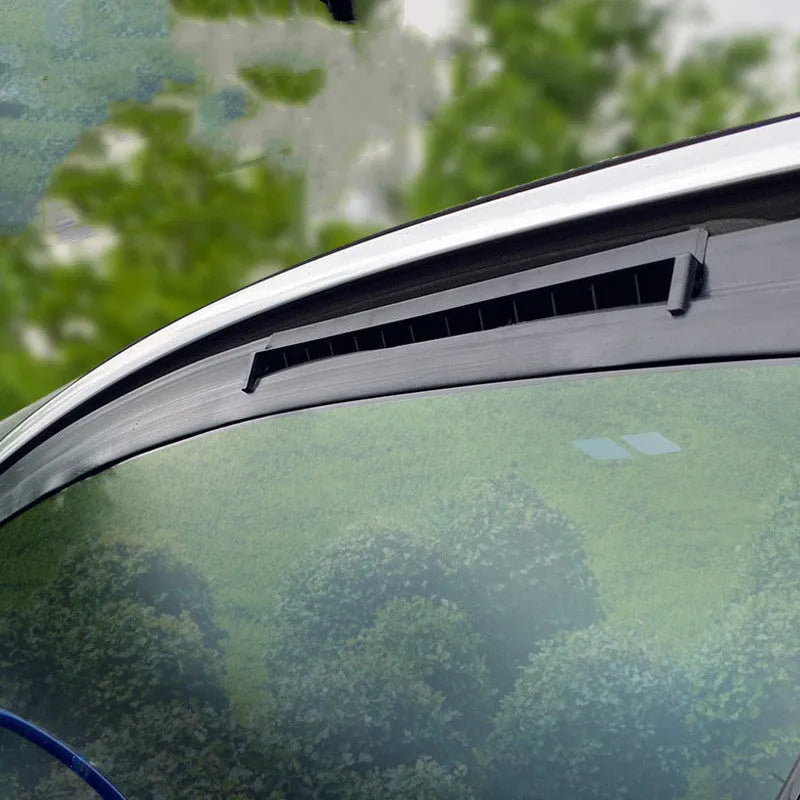 Black and white USB car ventilation fan with ABS plastic housing and 1.5m power cable
