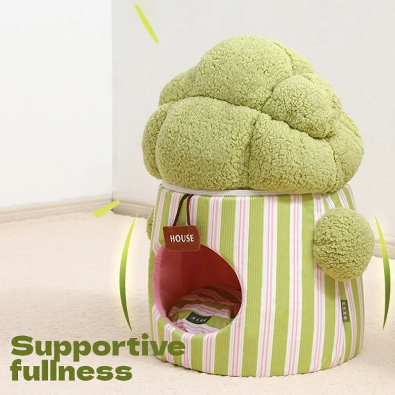 Green cauliflower-shaped enclosed indoor house for a cat or small dog